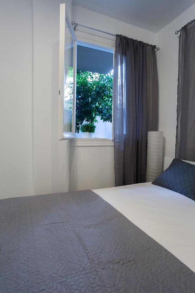Gk Kalli.Sta Athènes Extérieur photo
